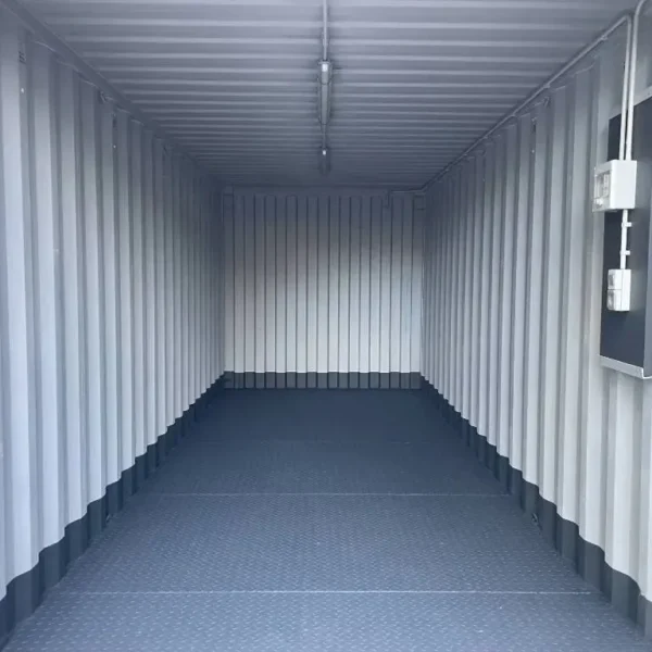 20 Fuß Premium Werkstattcontainer – Sofort einsatzbereit in Anthrazit