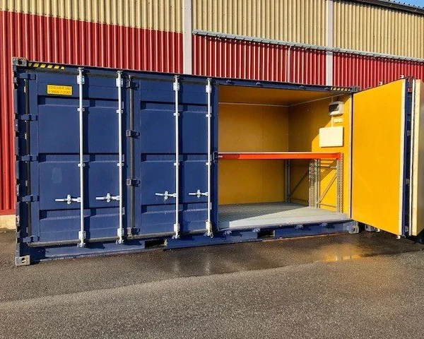 20 Fuß High Cube Side Door Container mit Palettenregal